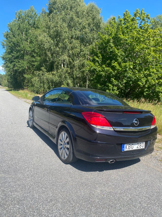 Opel Astra 2010