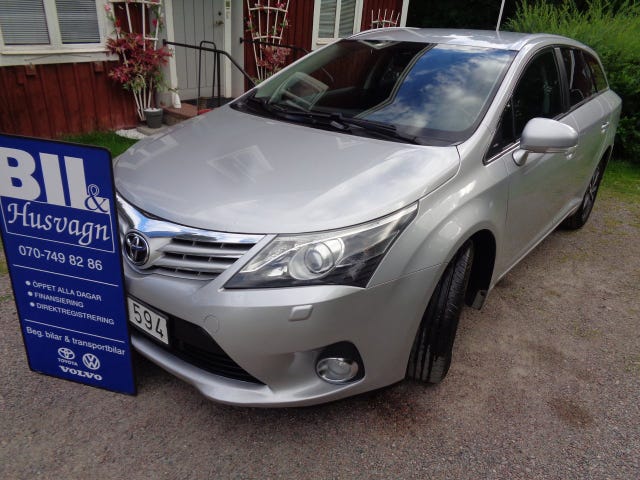 Toyota Avensis 2013