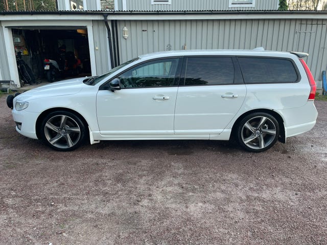 Volvo V70 2010 – bild 2
