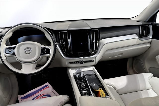 Volvo XC60 2021 – bild 4