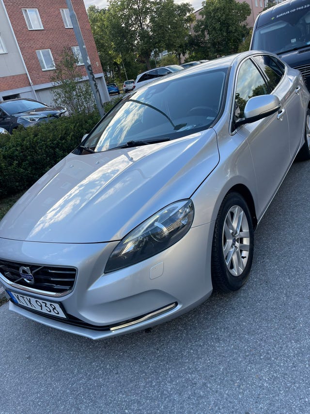 Volvo V40 2015