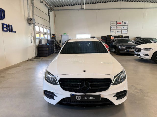 Mercedes-Benz E220 2017 – bild 4