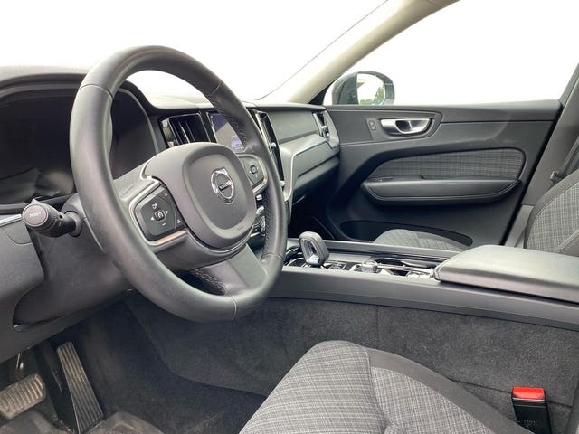 Volvo XC60 2023 – bild 2