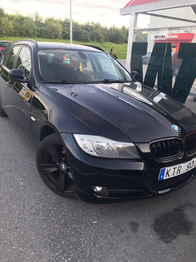 BMW 320d 2010