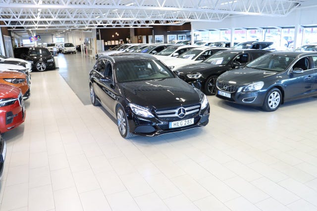Mercedes-Benz C300 2017 – bild 3