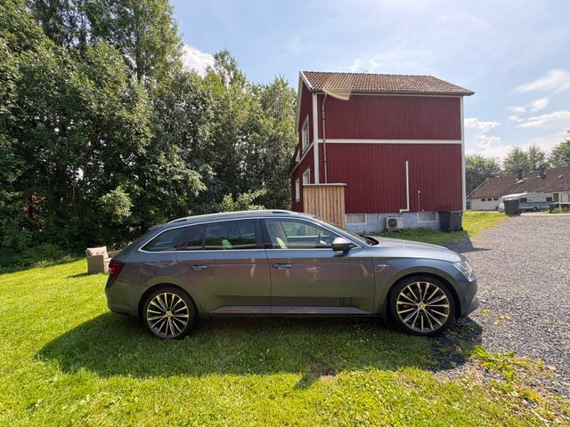 Skoda Superb 2016