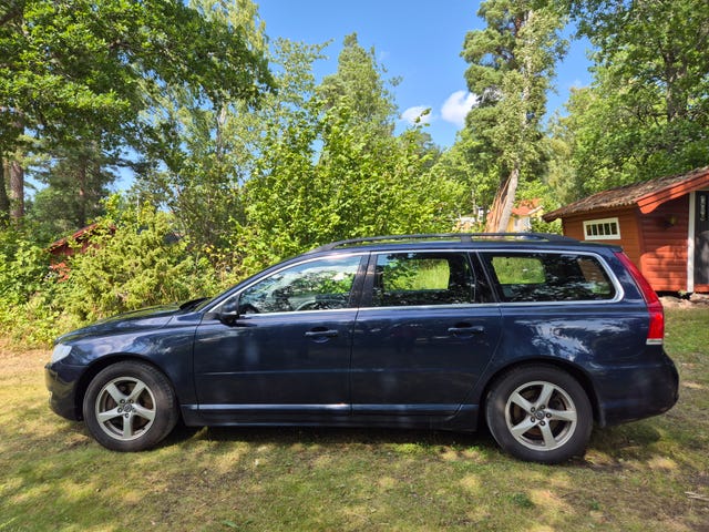 Volvo V70 2015