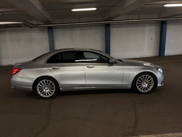 Mercedes-Benz E220 d 2017 – bild 3