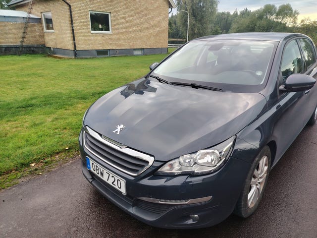 Peugeot 308 2016