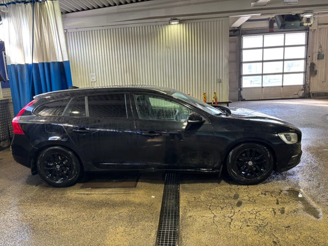 Volvo V60 2017 – bild 2