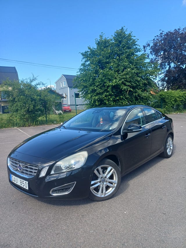Volvo S60 2011