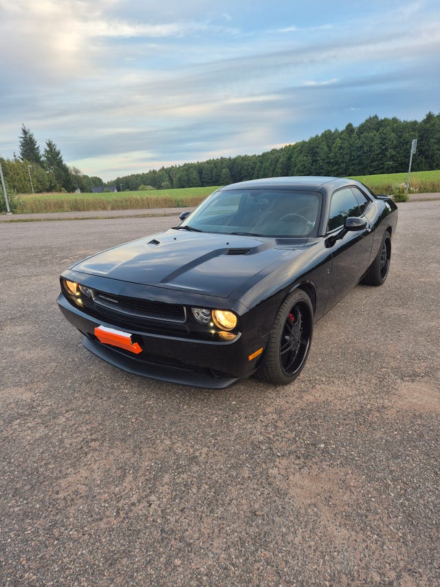 Dodge Challenger 2012