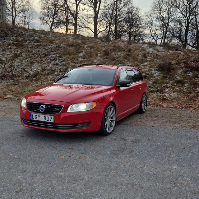 Volvo V70 2011