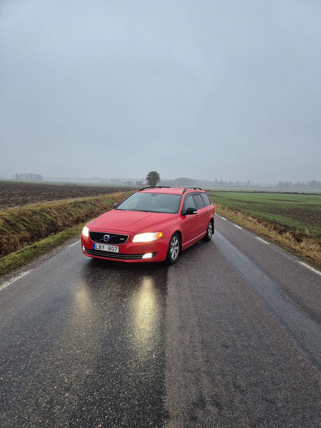Volvo V70 2011 – bild 2