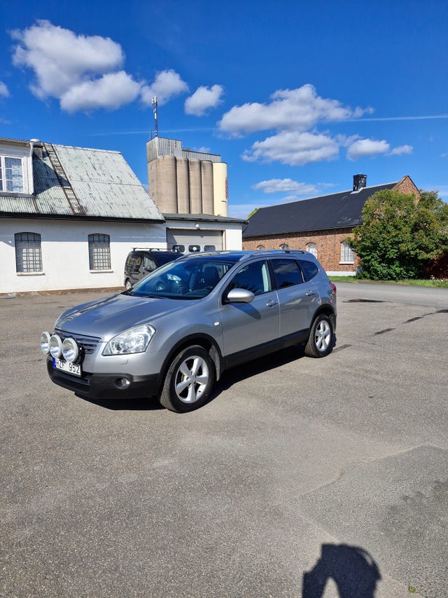 Nissan Qashqai+2 2009