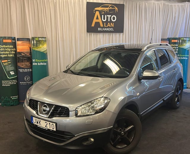 Nissan Qashqai+2 2011