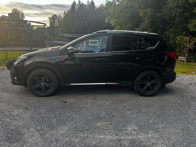 Toyota RAV4 2014