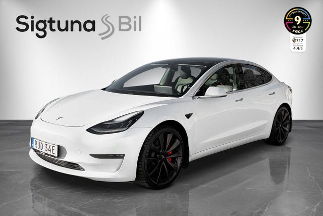 Tesla Model 3 2020