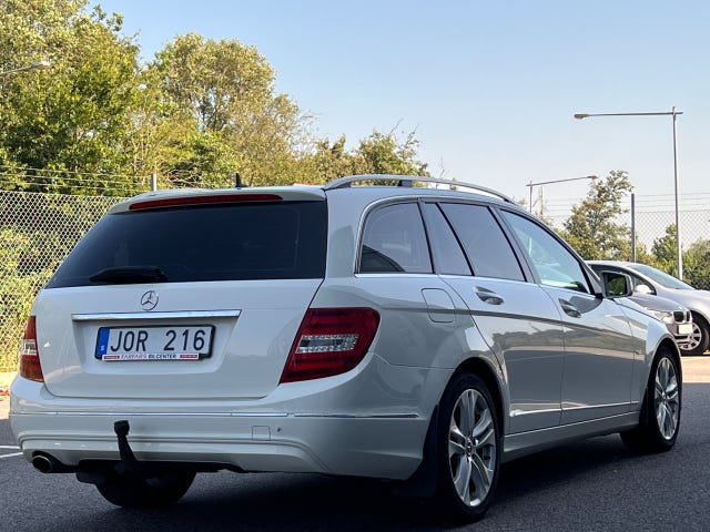 Mercedes-Benz C220 2012 – bild 4