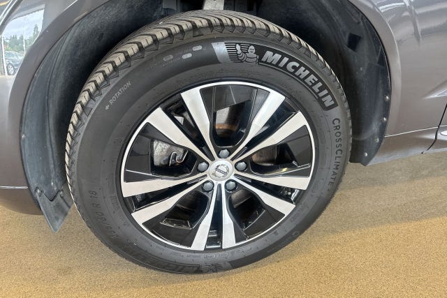 Volvo XC60 2023 – bild 4