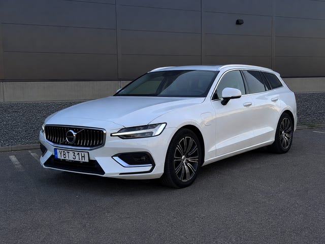 Volvo V60 2022
