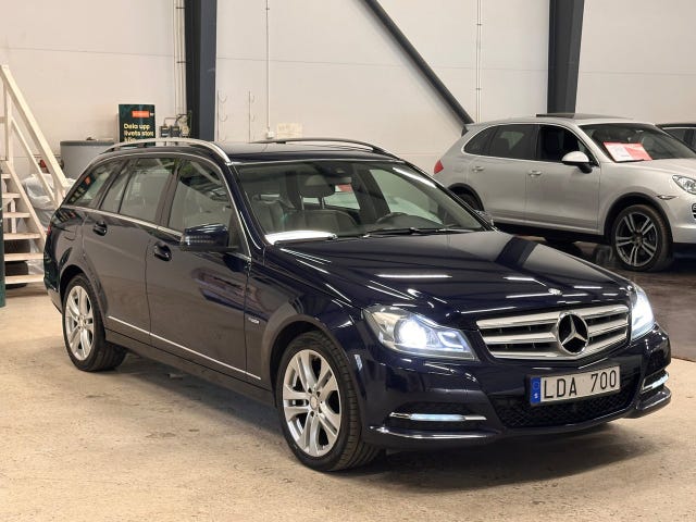 Mercedes-Benz C250 2012