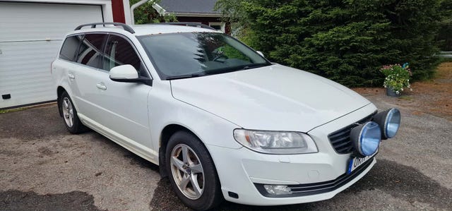 Volvo V70 2015