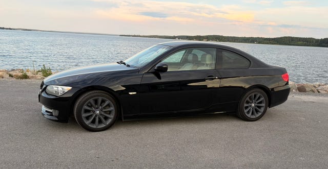 BMW 325i 2011