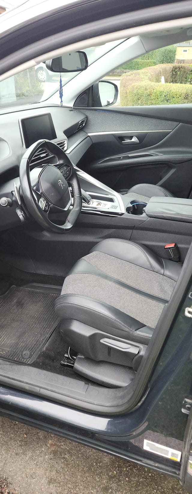 Peugeot 3008 2017 – bild 2