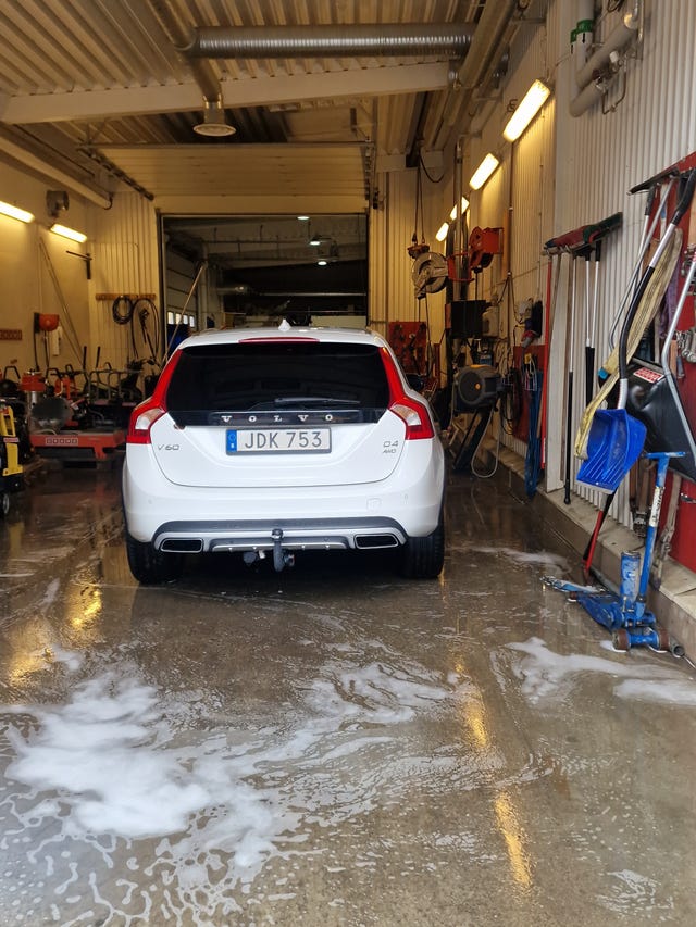 Volvo V60 Cross Country 2016