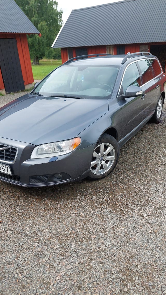 Volvo V70 2011