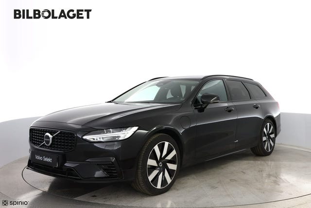 Volvo V90 2025