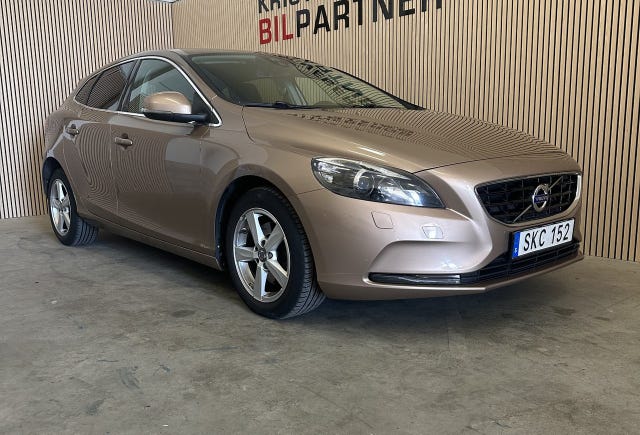 Volvo V40 2016