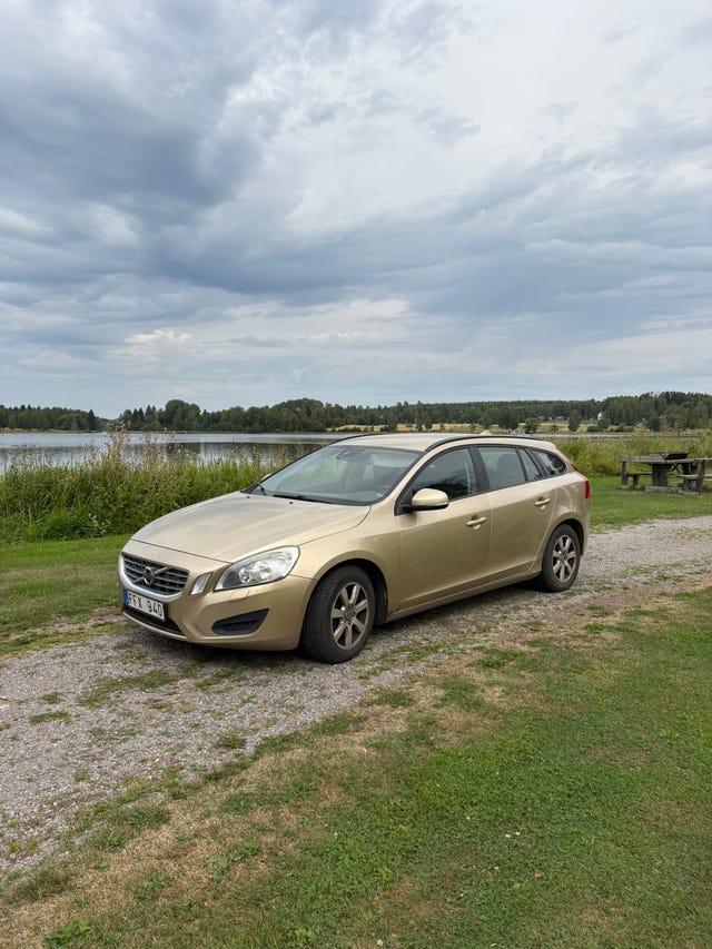 Volvo V60 2011