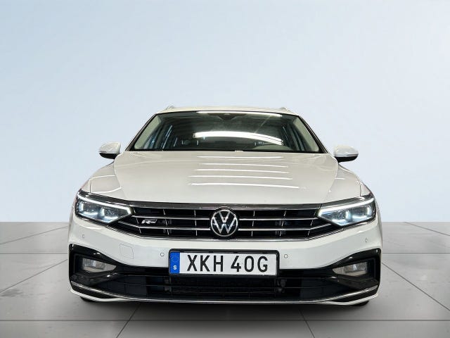 Volkswagen Passat 2021 – bild 2
