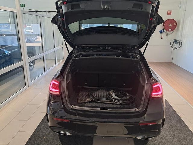 Mercedes-Benz A250 e 2021