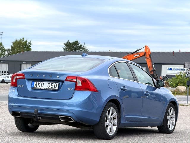 Volvo S60 — bild 8 av 11