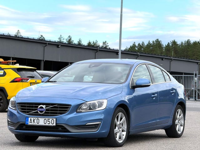 Volvo S60 — bild 3 av 11