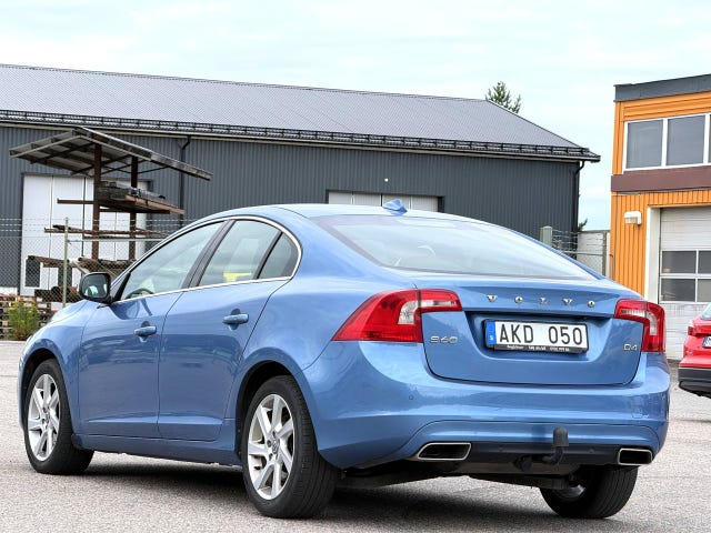 Volvo S60 — bild 9 av 11