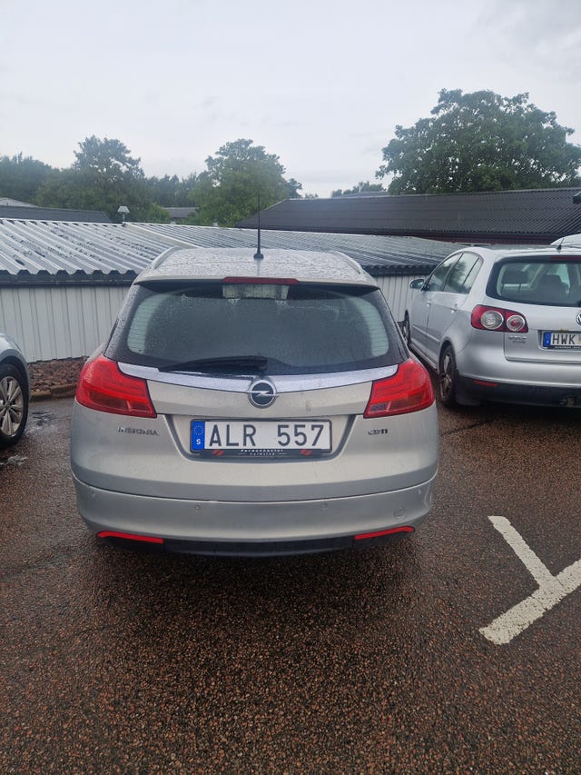 Opel Insignia 2011
