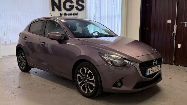 Mazda 2 2017