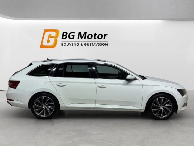 Skoda Superb 2016 – bild 3