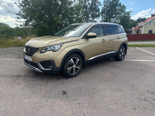 Peugeot 5008 2017