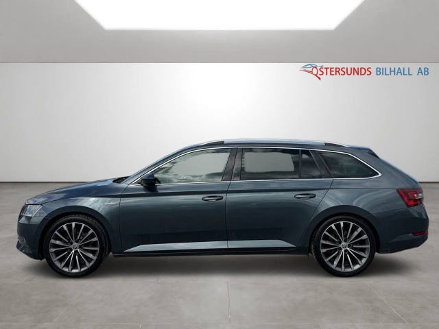 Skoda Superb 2016 – bild 4