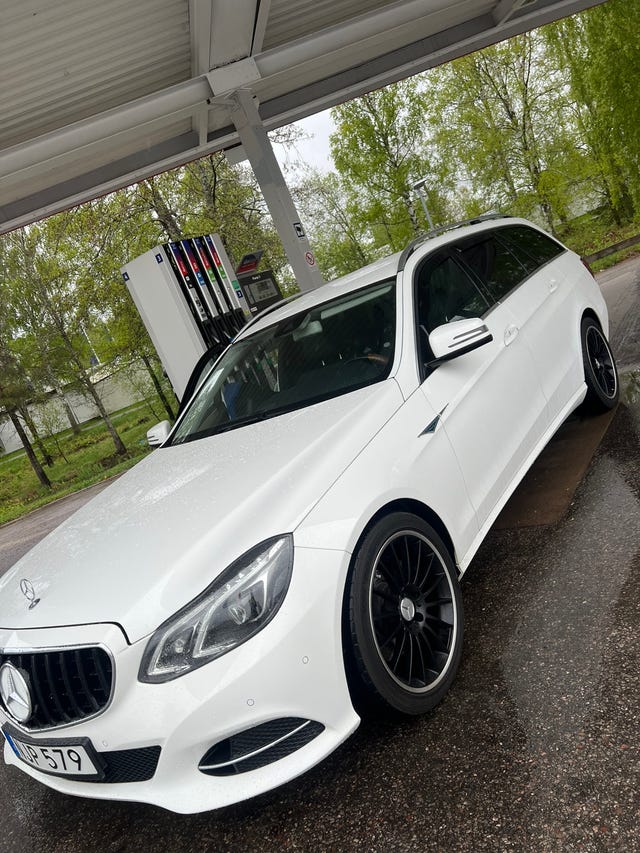 Mercedes-Benz E220 2014