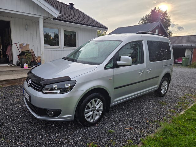 Volkswagen Caddy 2013