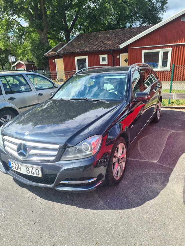 Mercedes-Benz C 220 2012