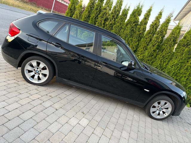 BMW X1 2011