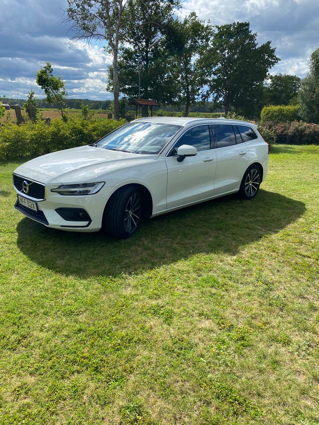 Volvo V60 2021