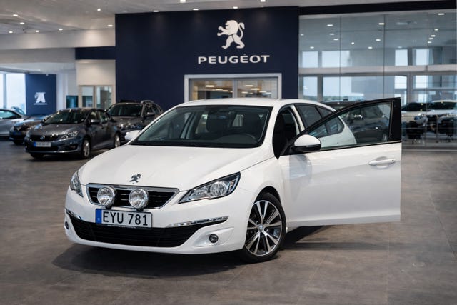 Peugeot 308 SW 2016